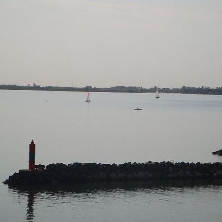 Port Rive Gauche Iona Lejlighed Marseillan  Eksteriør billede