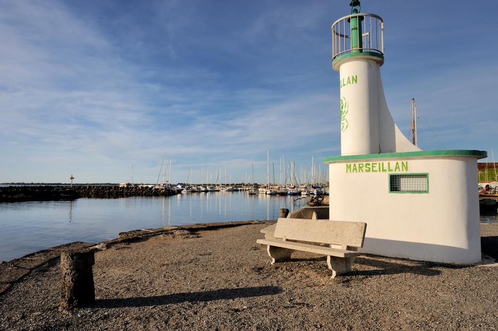 Port Rive Gauche Iona Lejlighed Marseillan  Eksteriør billede